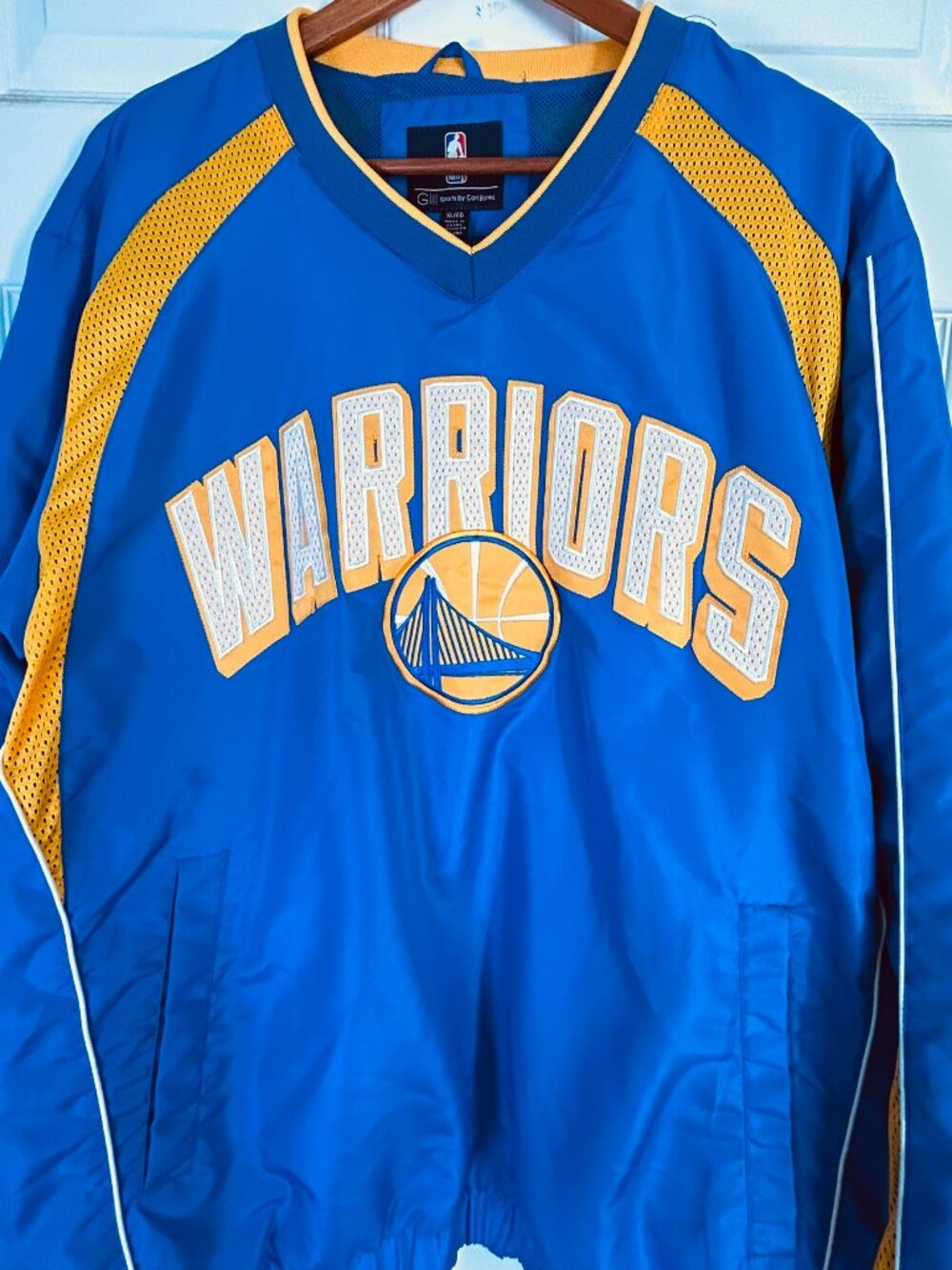 Golden State Warriors Pullover Windbreaker Jacket from G-III - Size XL